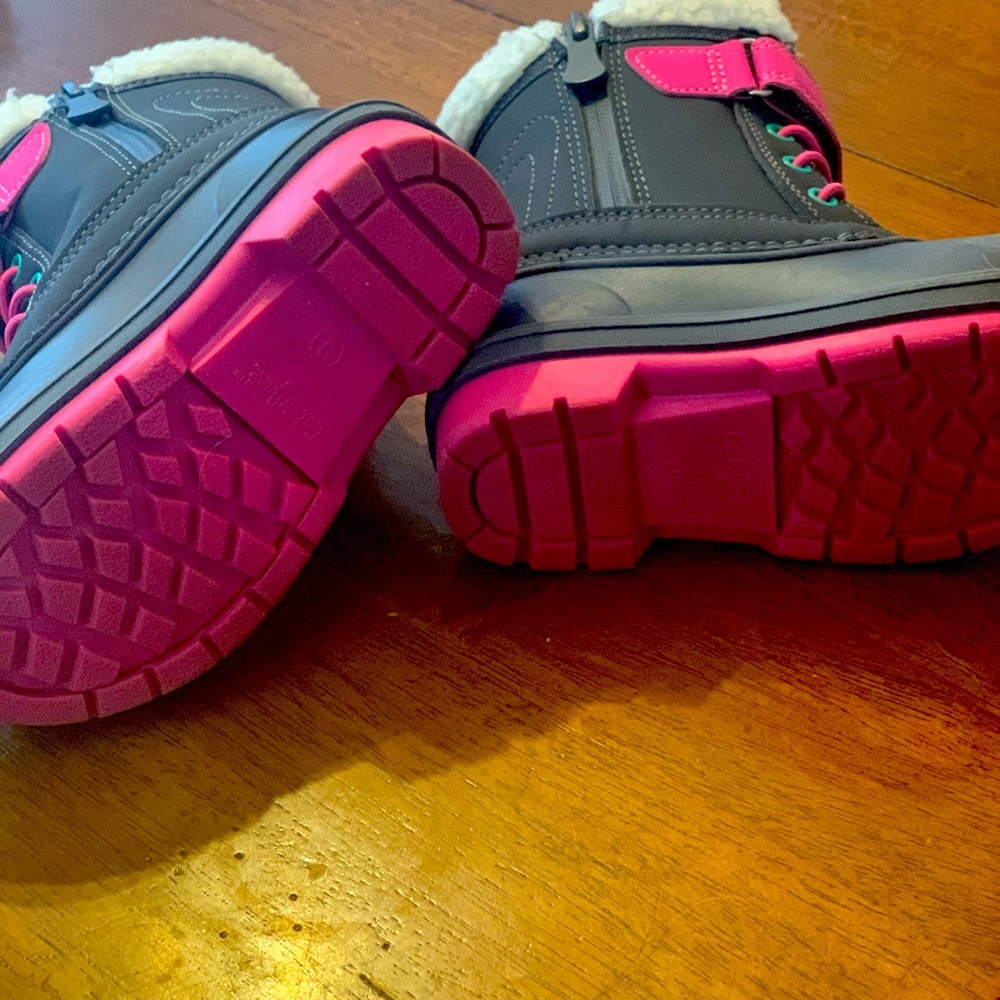 Toddler girl 9T thermolite snow boot